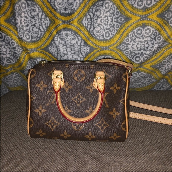 Louis Vuitton Nano Speedy - Picture 7 of 9